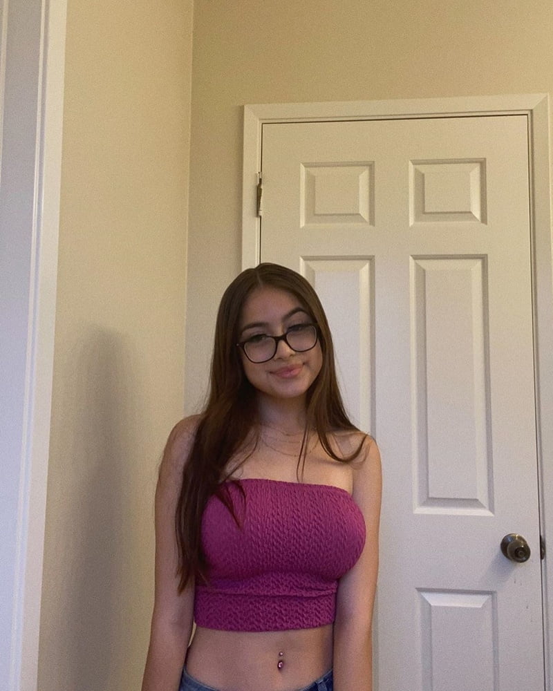 Heißes Babe 21
 #106360999