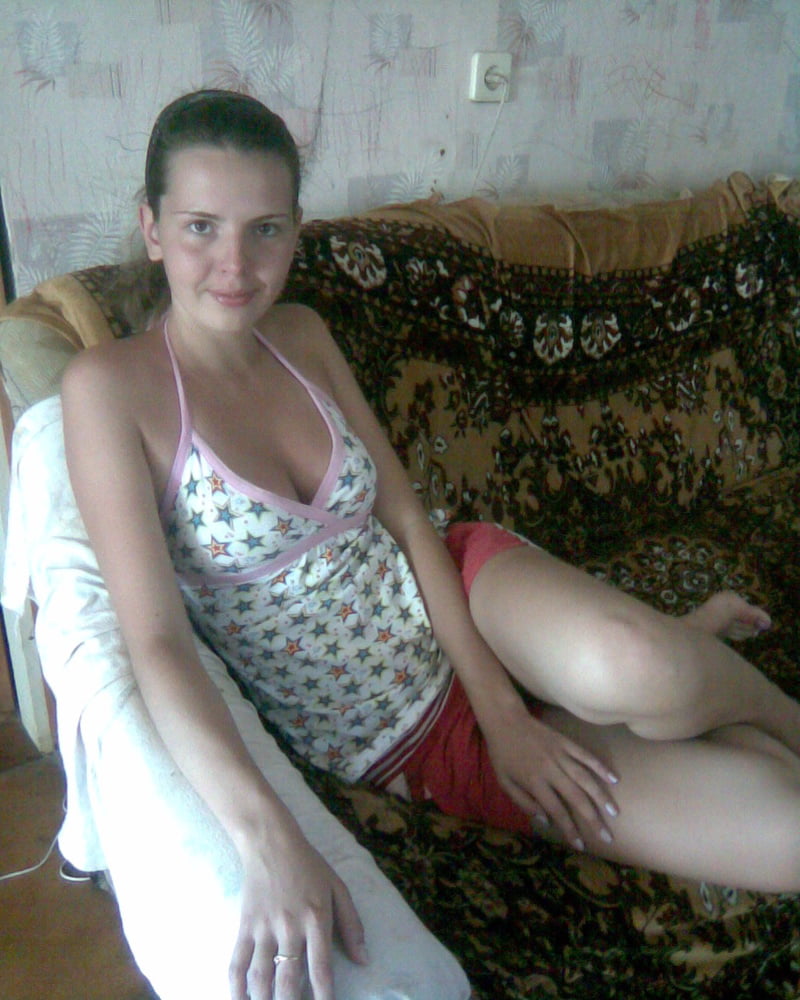 Sexy junge Frau mit 18
 #88532825