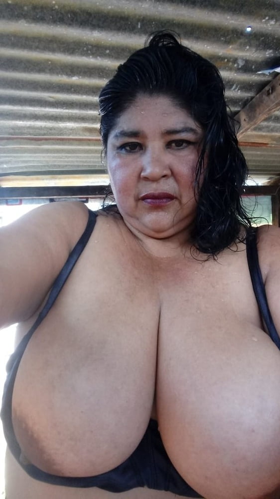 Madura mega Tetona #95743685