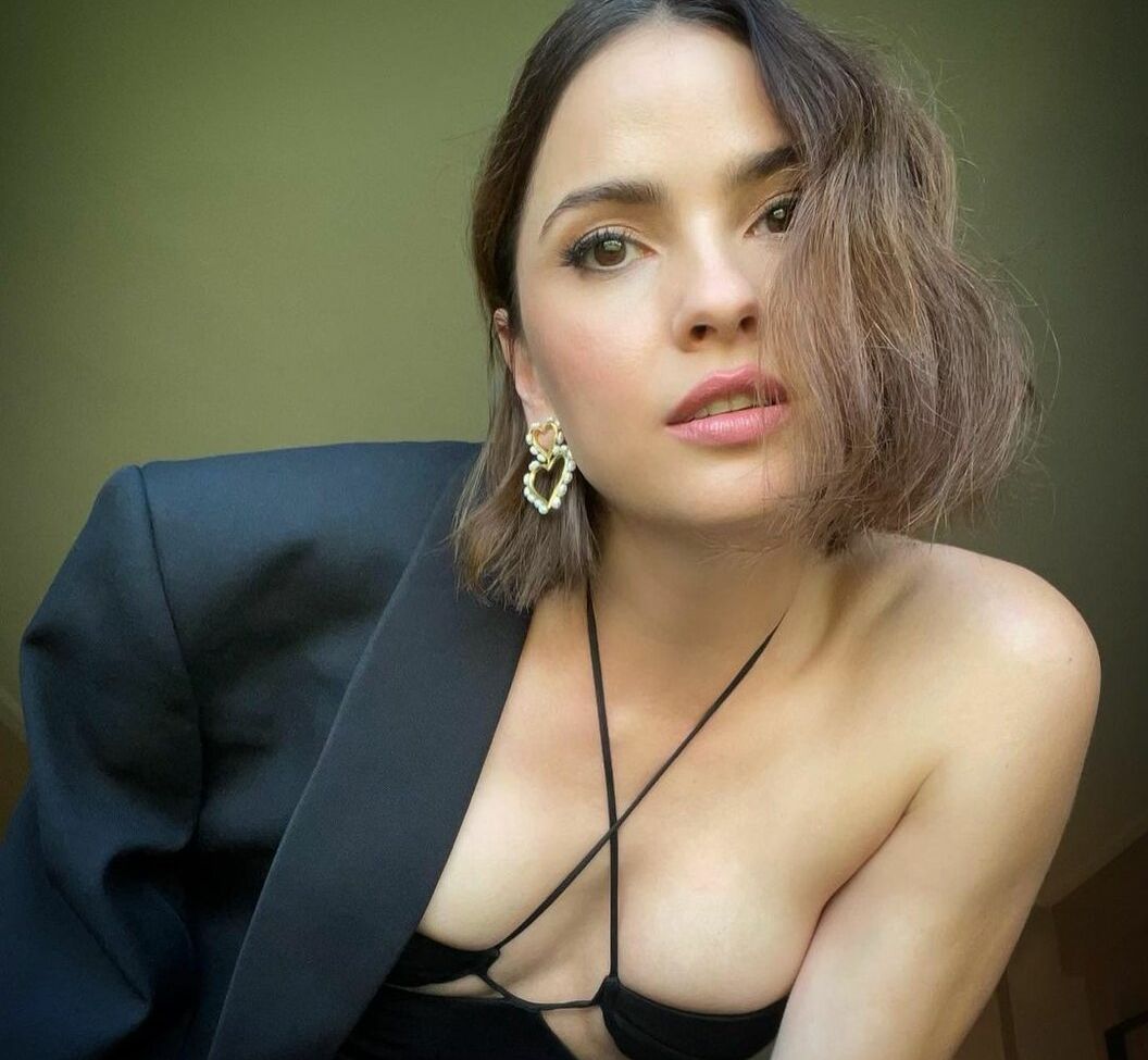 Shelley Hennig desnuda #108438615