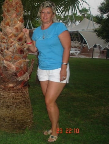 Milfs with calves from social networks #105791969
