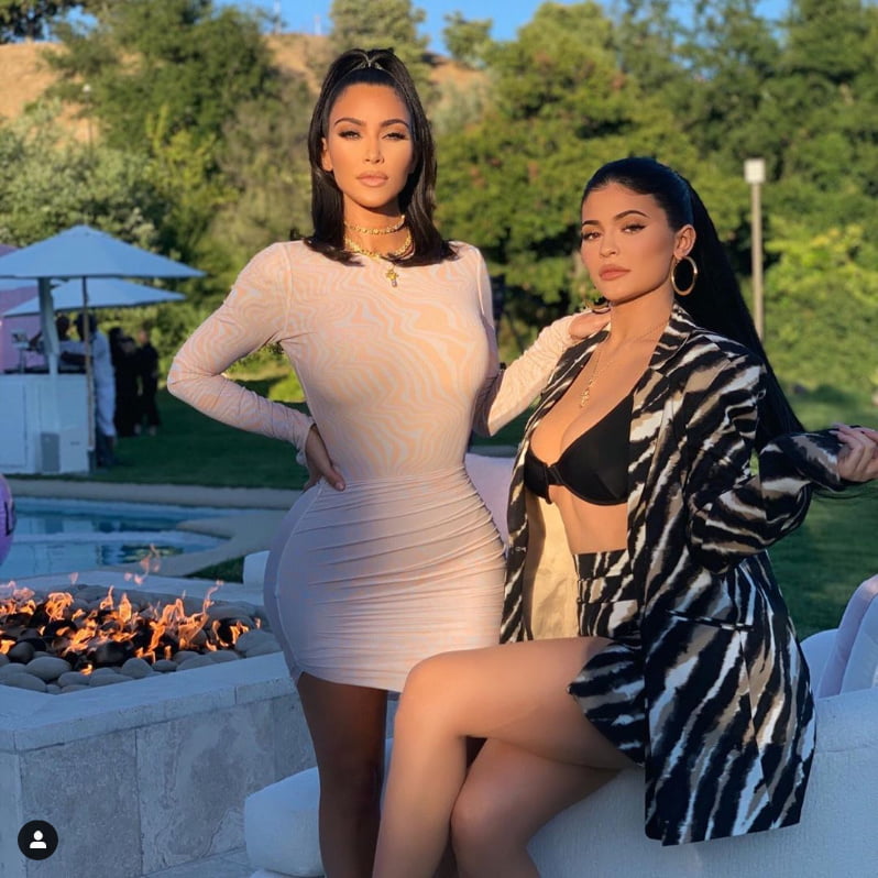 Kardashian jenners juntos
 #90857634