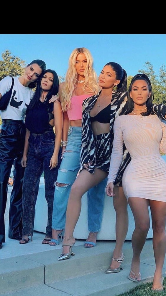 Kardashian jenners juntos
 #90857663