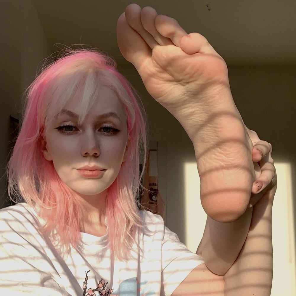 ツンデレベアンの足の裏
 #89677743