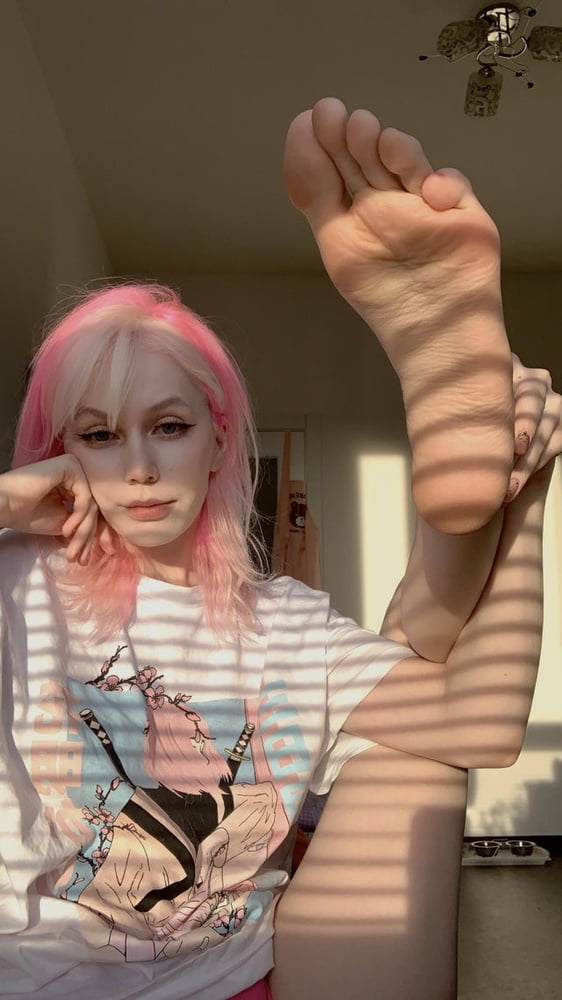 ツンデレベアンの足の裏
 #89677788