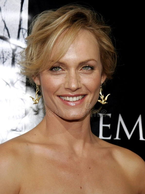 Amber valletta
 #95482309