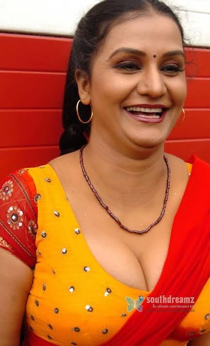 Desi Actresses Hot HOT #105512001