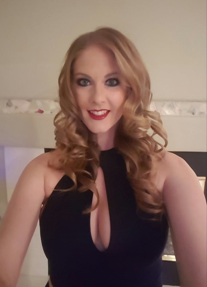 Mujeres que encuentro hermosas vol. 3
 #92931921