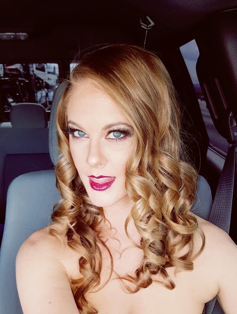 Mujeres que encuentro hermosas vol. 3
 #92932002