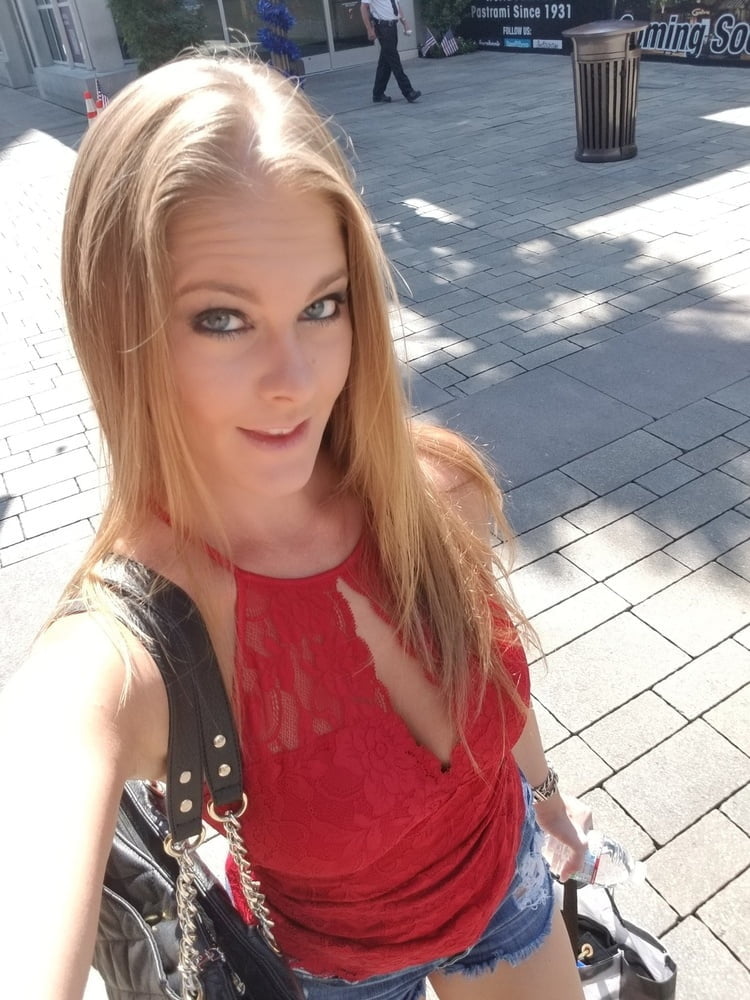 Mujeres que encuentro hermosas vol. 3
 #92932051