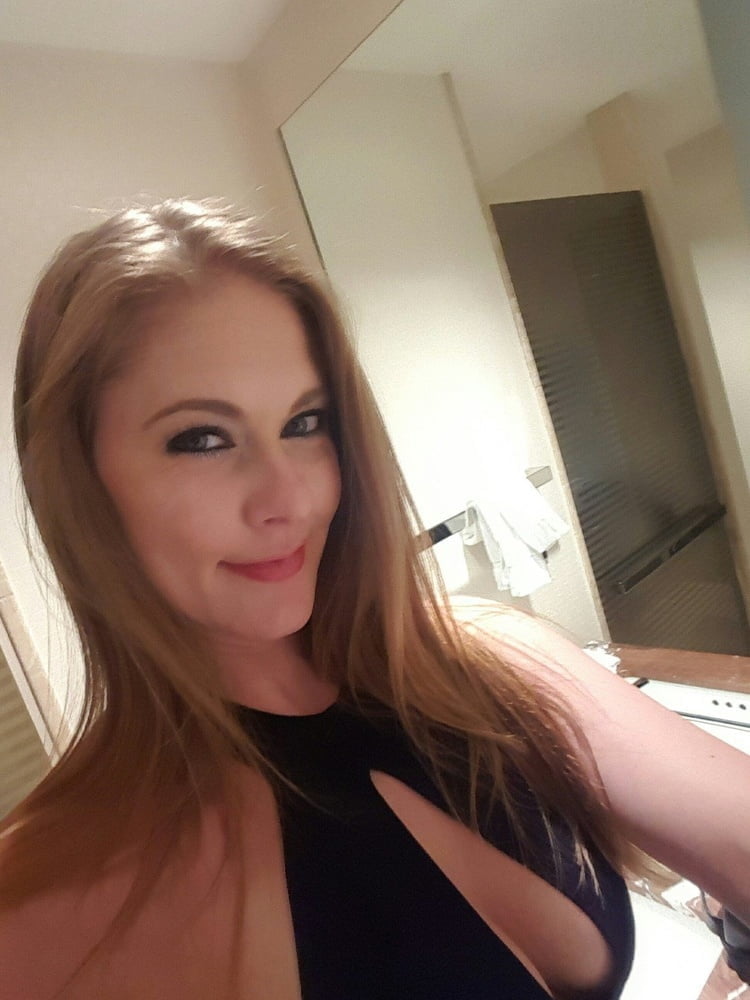 Mujeres que encuentro hermosas vol. 3
 #92932164