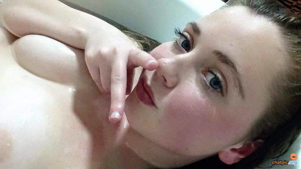 Putas expuestas #98
 #89135115