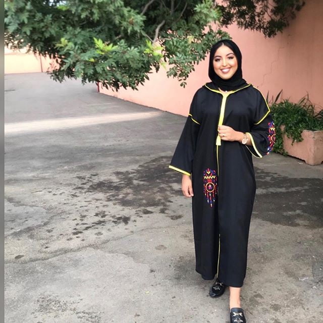 Hijab árabe marroquí beurette
 #95174697