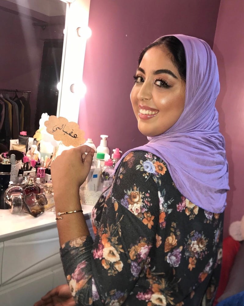 Hijab árabe marroquí beurette
 #95174698