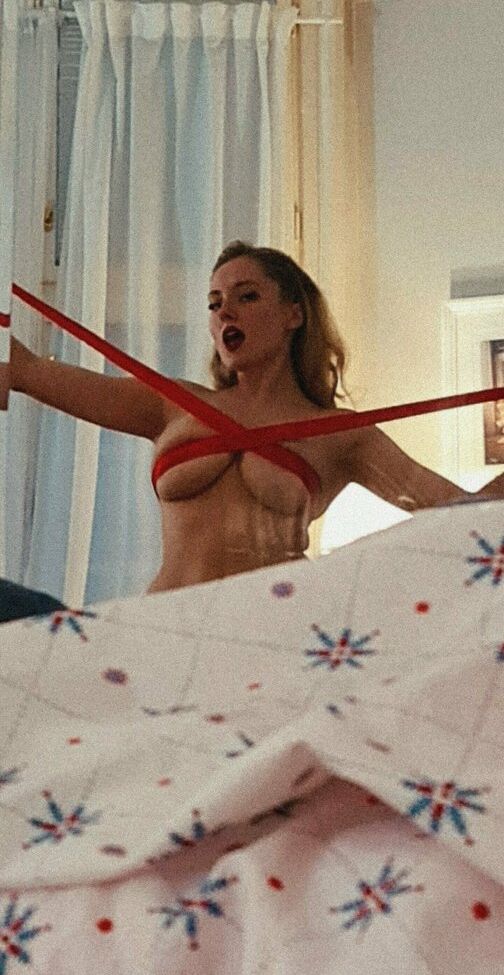 Evasindlerova desnuda #108160782