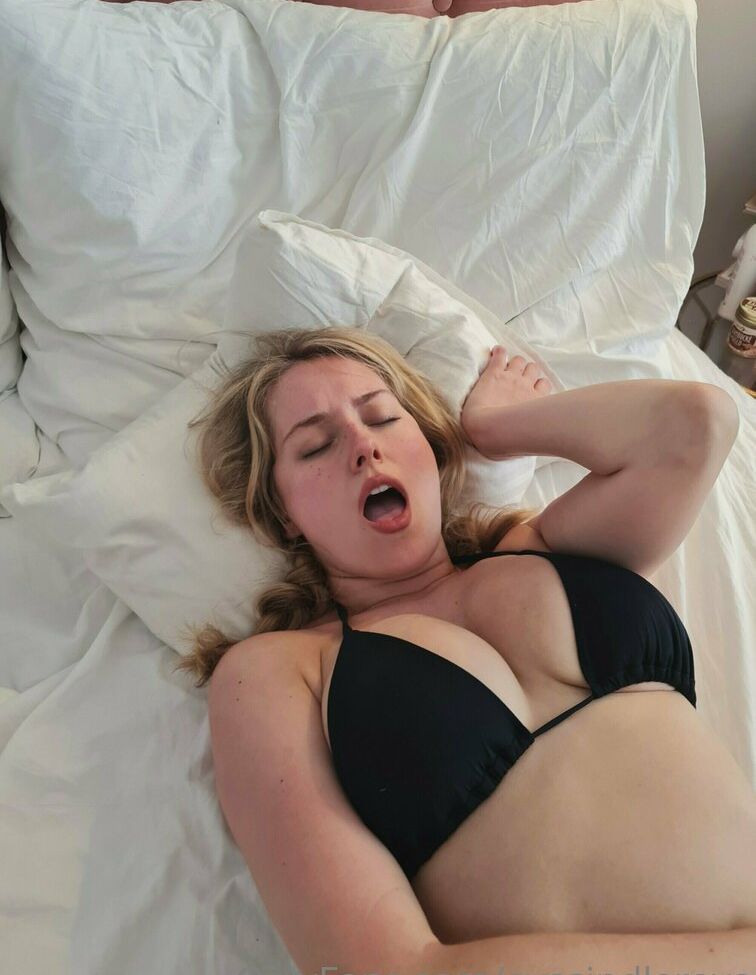 Evasindlerova desnuda #108160816