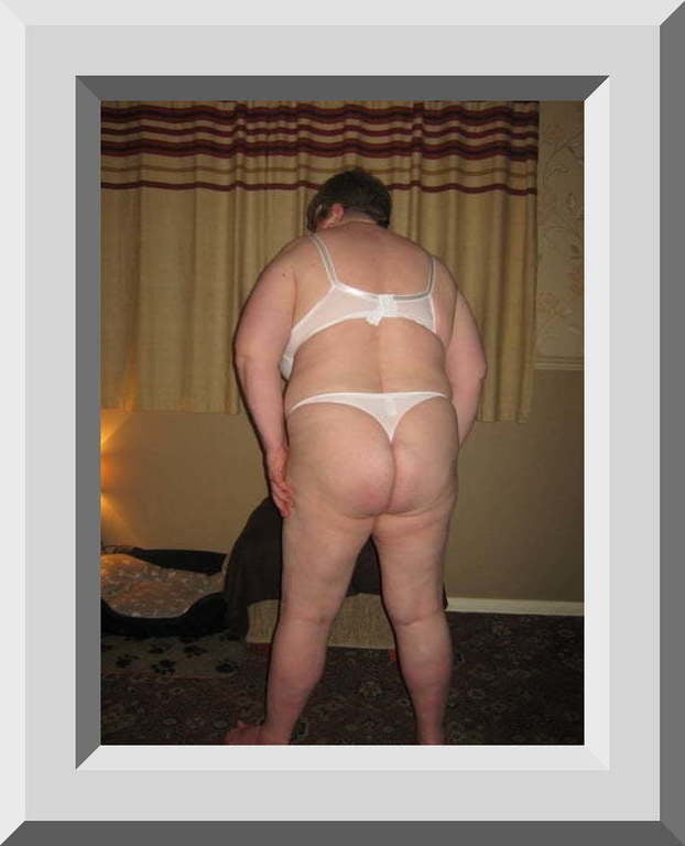 Expose web whore Moira #103702182