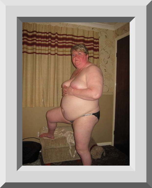 Expose web whore Moira #103702197