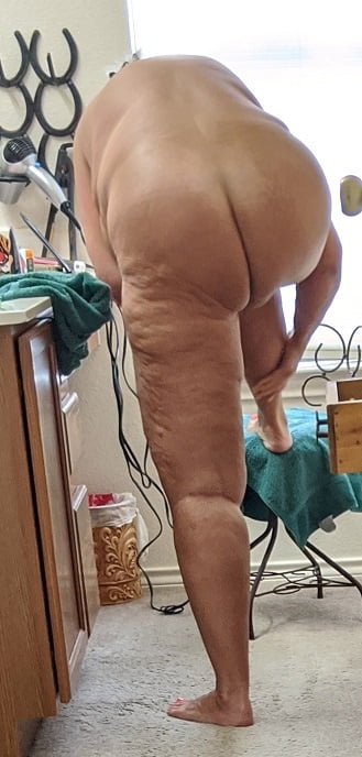 Miss Piggy needs a few BIG hard cocks #91030683