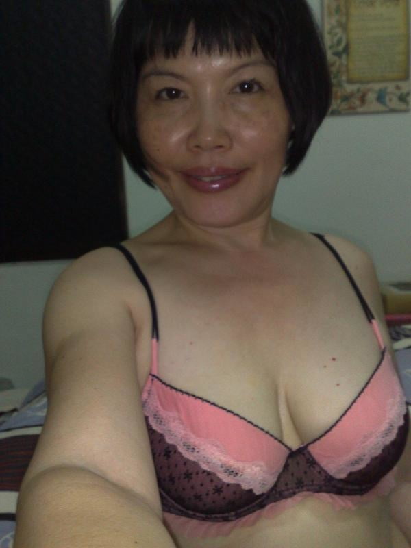 Sexy Asian Milf #91328924