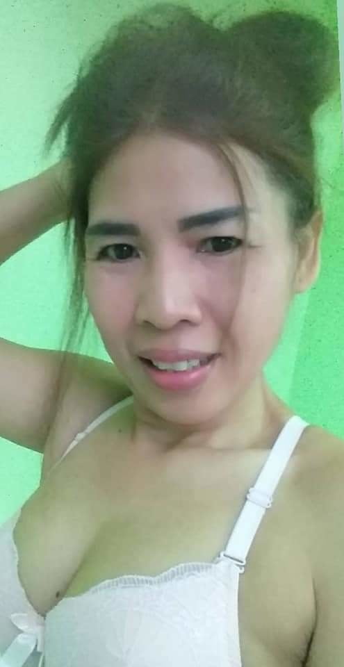Ibu muda tetek besar #80989100