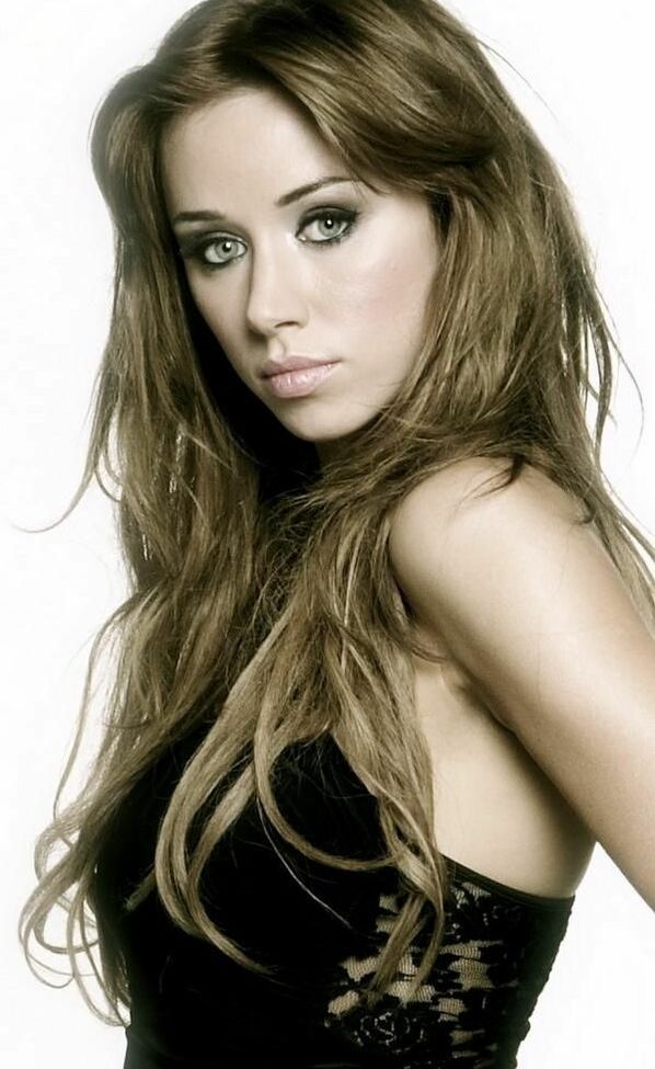 Una Healy nude #108242831