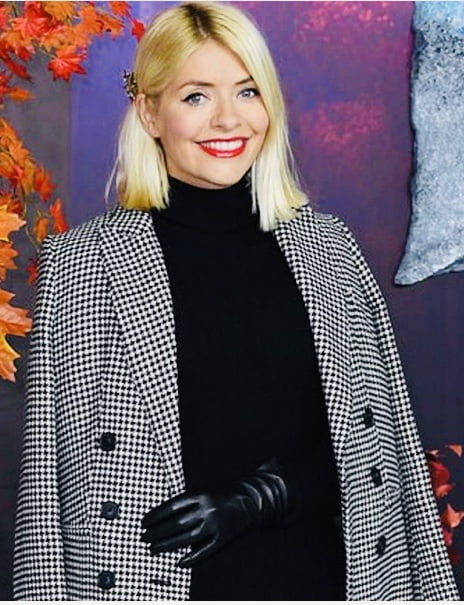 My Fave TV Presenters- Holly Willoughby pt.90 #90386113