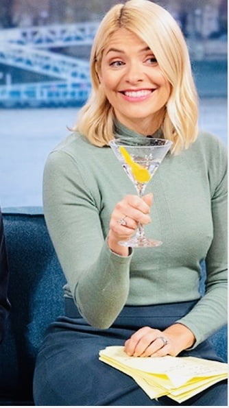 私の好きなテレビ番組のプレゼンター、ホリー・ウィロビー（Holly Willoughby）さんのPt.90
 #90386114