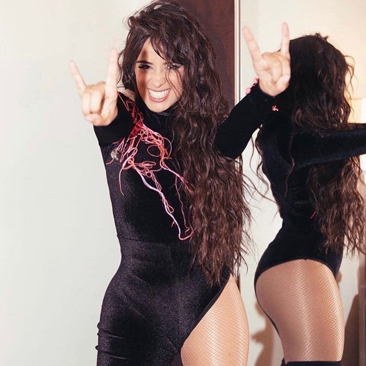 Camila Cabello hot ass
 #106152213