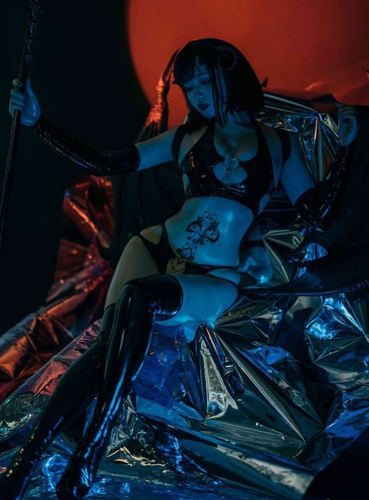 Qiyuemiaozi desnuda #108786054