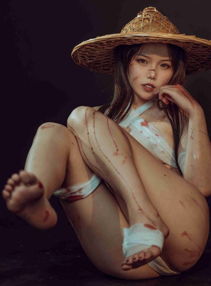 Qiyuemiaozi desnuda #108786151