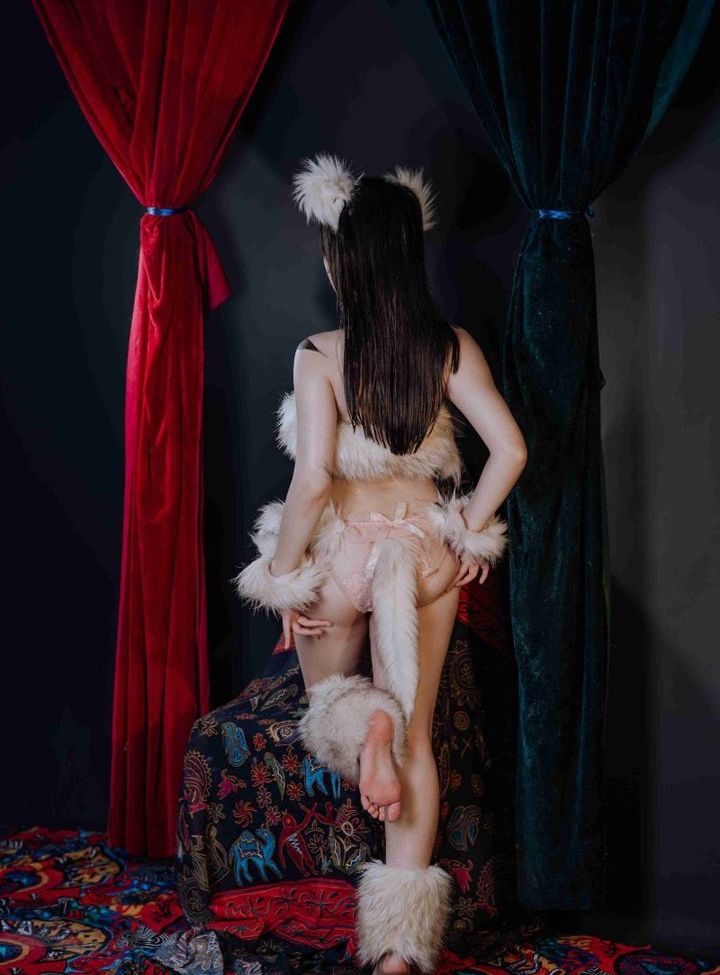 Qiyuemiaozi desnuda #108786197