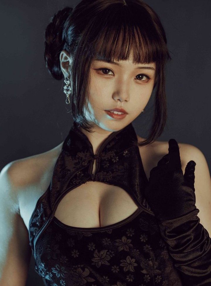 Qiyuemiaozi desnuda #108786239