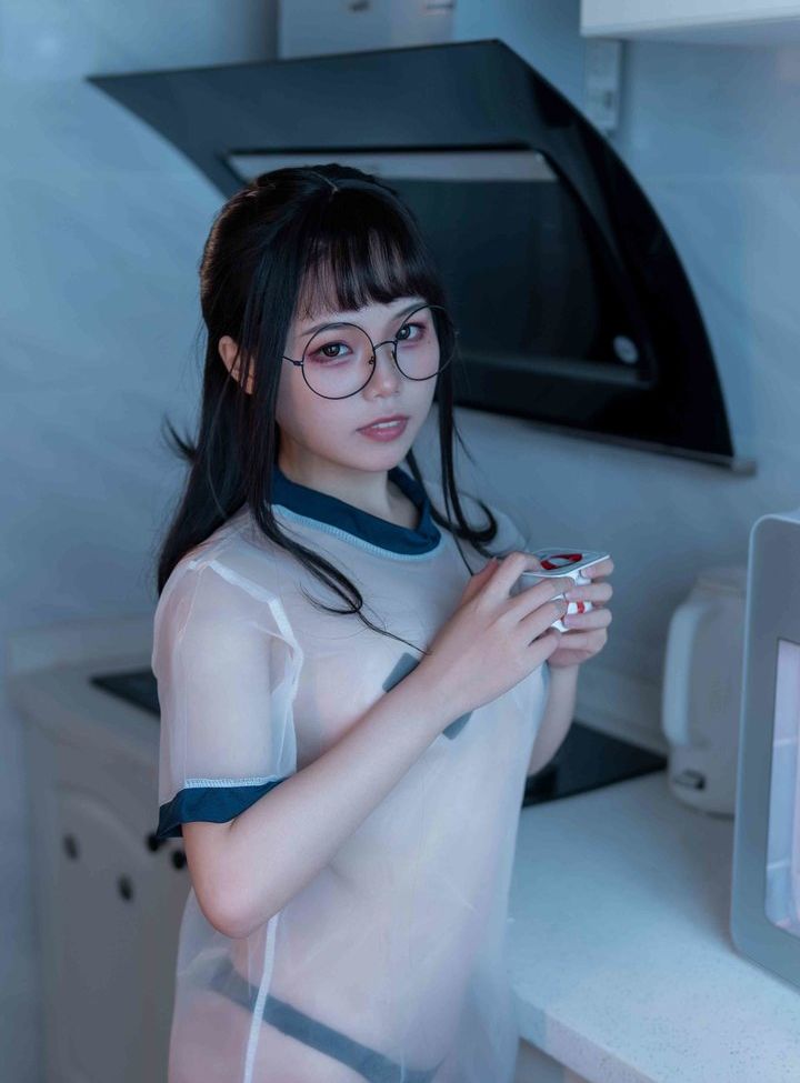 Qiyuemiaozi desnuda #108786335