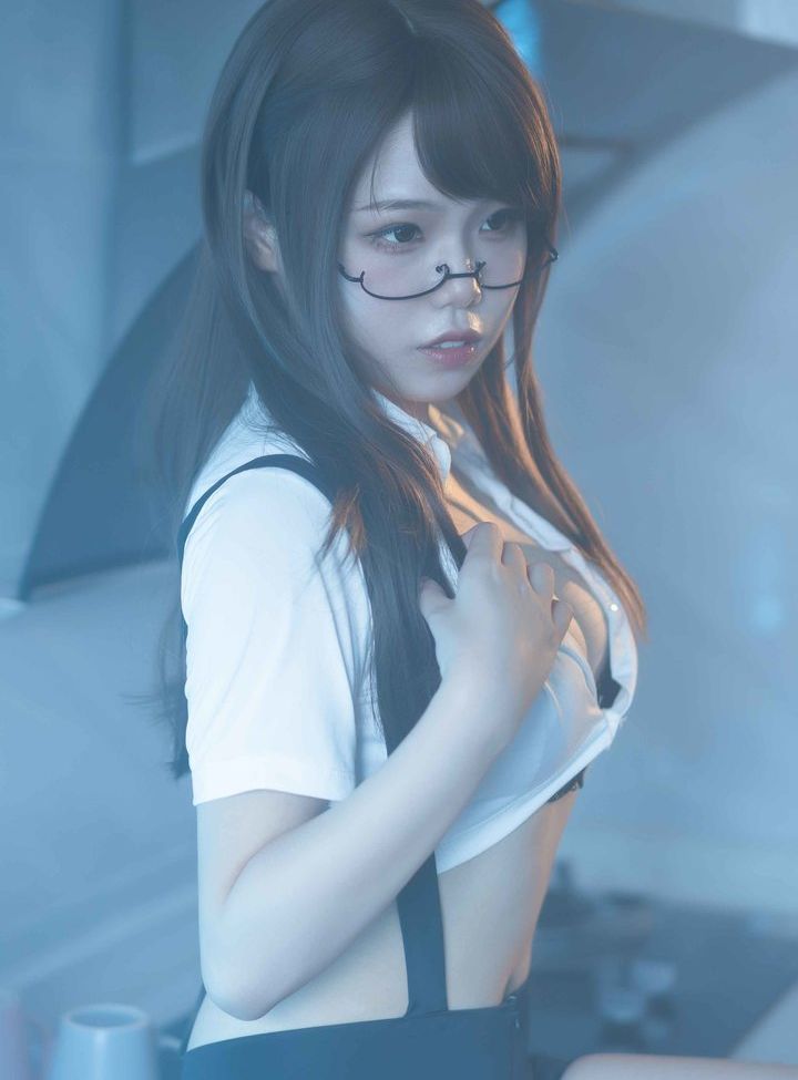 Qiyuemiaozi desnuda #108786369