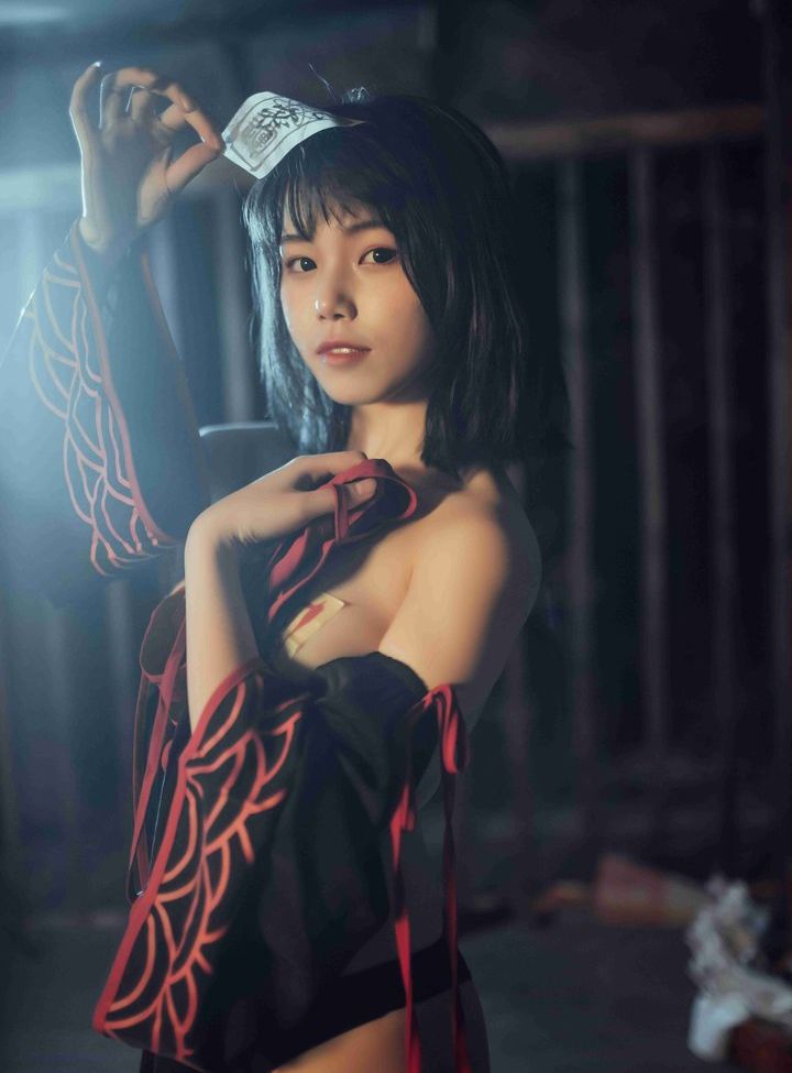 Qiyuemiaozi desnuda #108786373