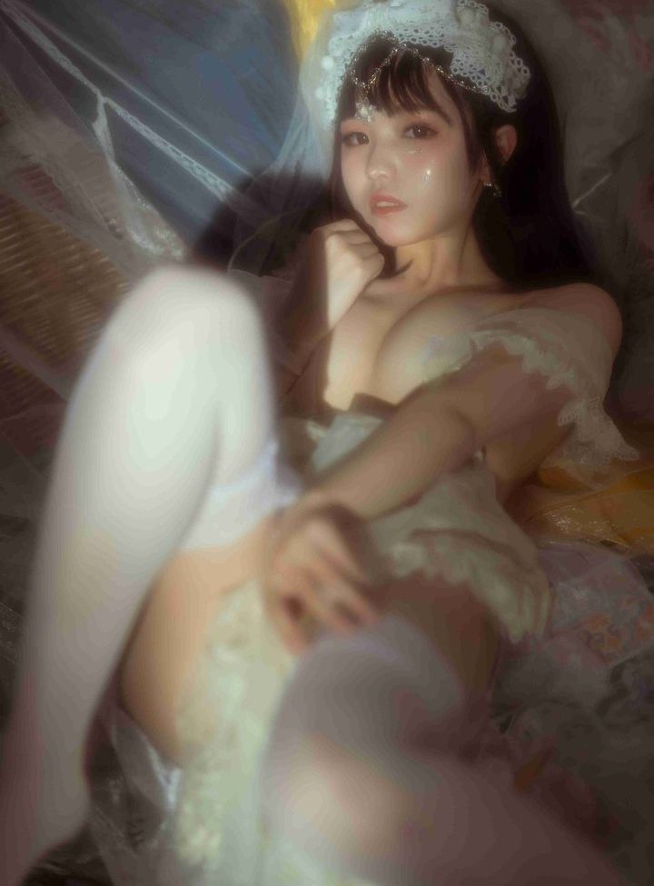 Qiyuemiaozi desnuda #108786393