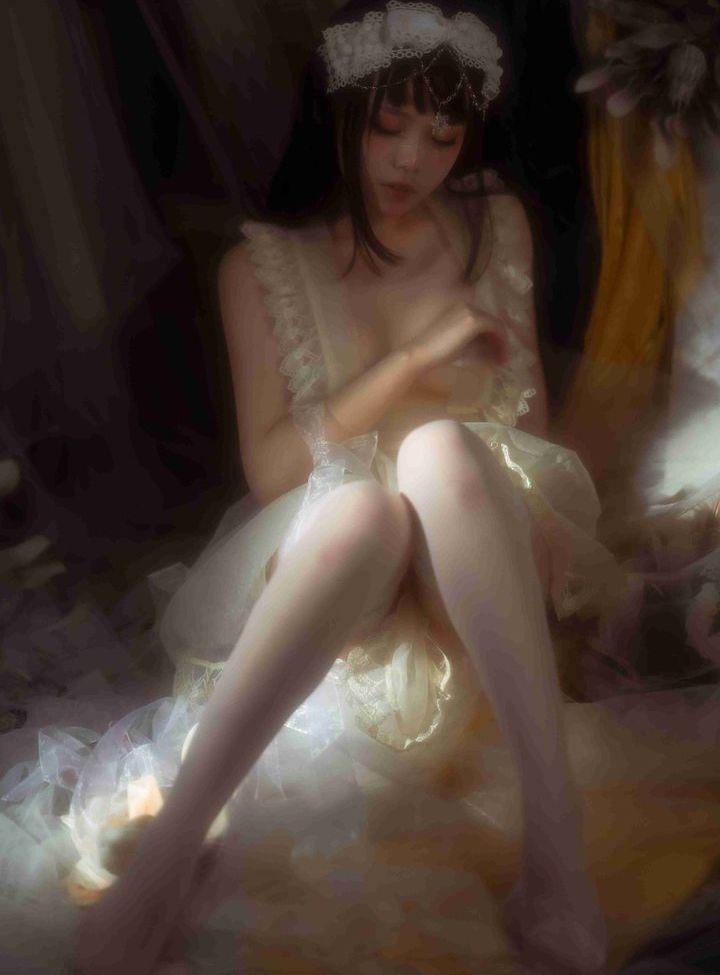 Qiyuemiaozi desnuda #108786397