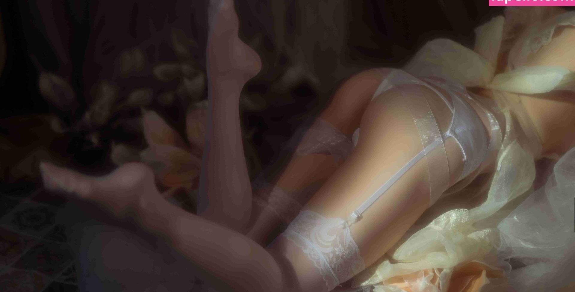 Qiyuemiaozi desnuda #108786424