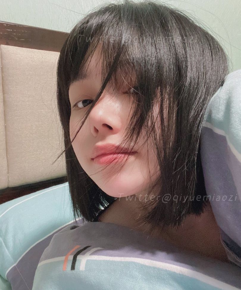 Qiyuemiaozi desnuda #108786428