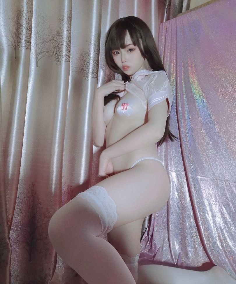 Qiyuemiaozi desnuda #108786571