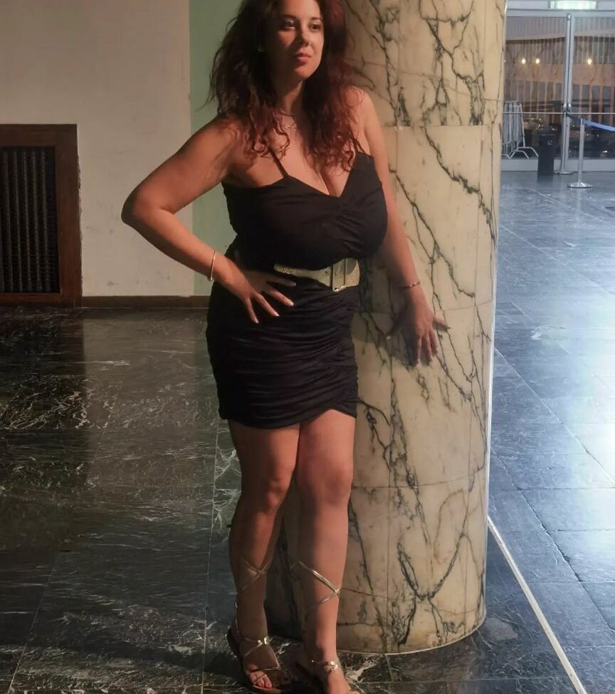 Princygiuls desnuda #109011078