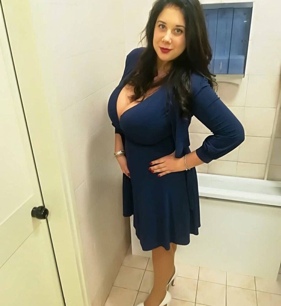 Princygiuls desnuda #109011111