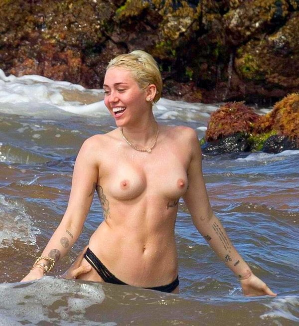 Miley cyrus nackt
 #90429289