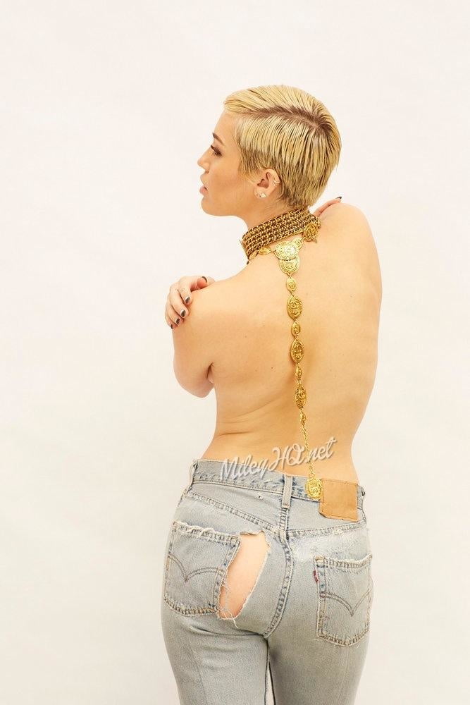 Miley cyrus nackt
 #90429642