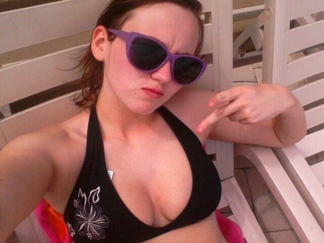 Ich habe deine Bilder gefunden
 #99540192