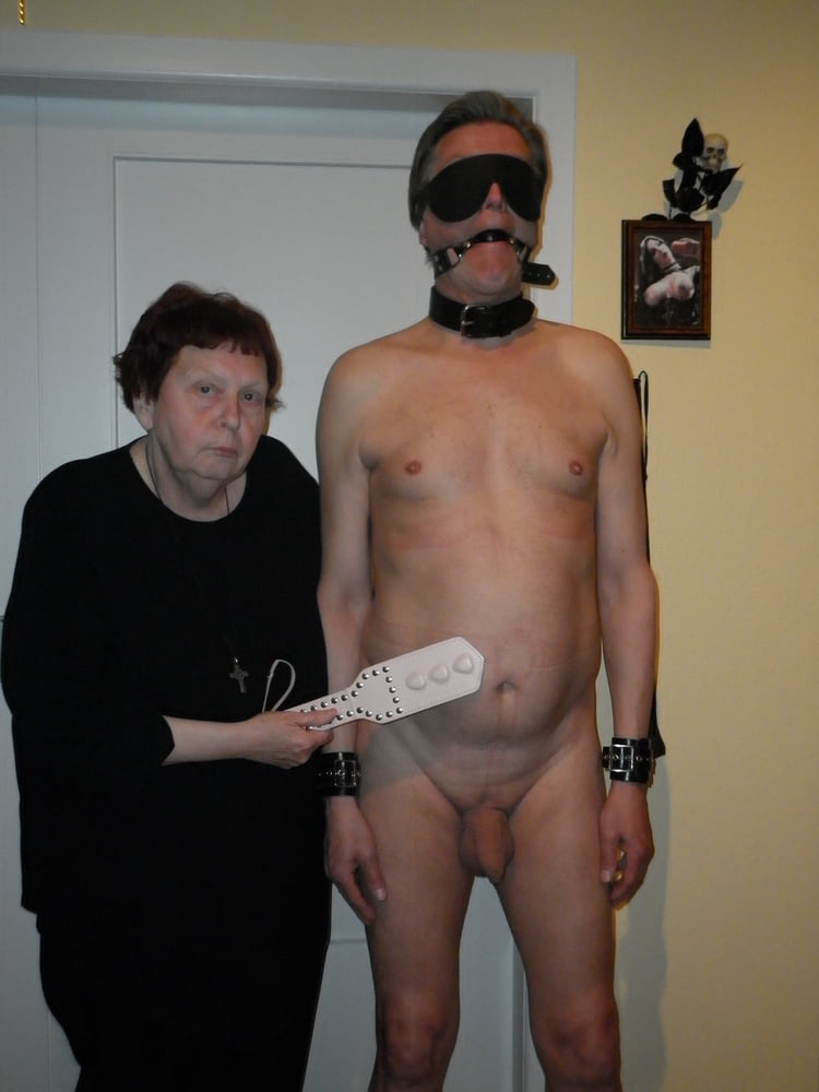 Devotes mit und um die Dame
 #104866684