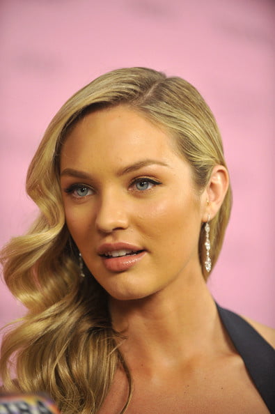 Candice swanepoel - mode modell
 #96397565