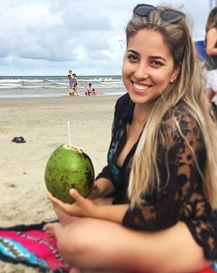 Primas na praia #96171885