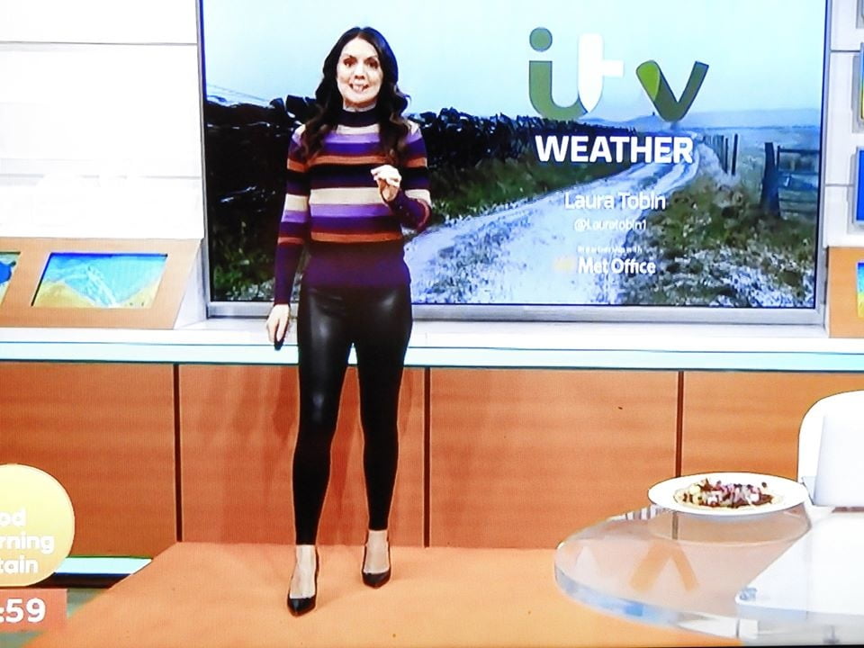 Voglia di leggings! weathergirl laura tobin
 #105096091